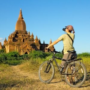 Fietsen in Bagan - lastminute vakantie aanbiedingen