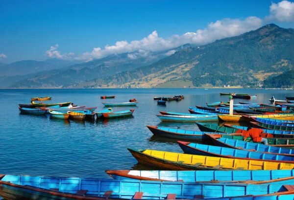 Pokhara aan het Phewa meer - lastminute vakantie aanbiedingen
