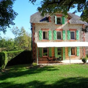 Vakantiehuis in Collonges-la-Rouge met zwembad