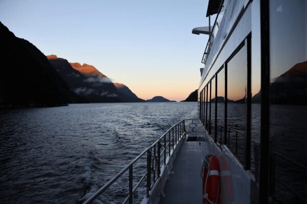 Doubtful Sound Overnight Cruise - lastminute vakantie aanbiedingen