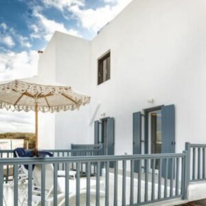 Flag Suites op Milos