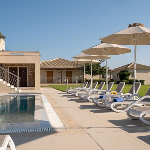Niriides Villas - lastminute vakantie aanbiedingen
