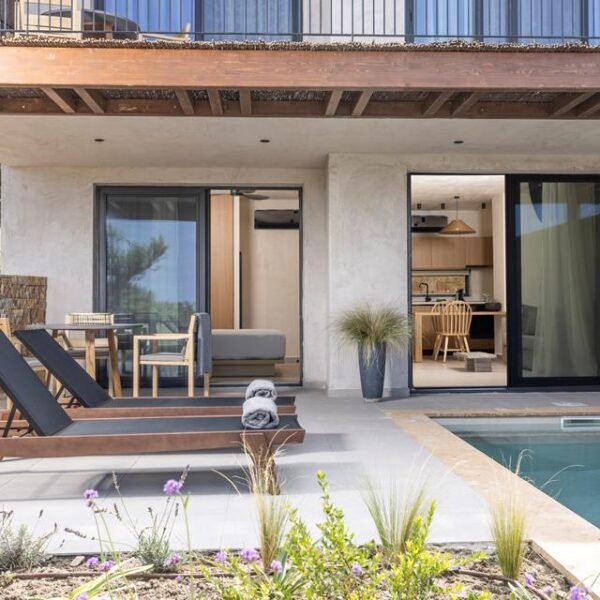 Pnoes Suites - lastminute vakantie aanbiedingen