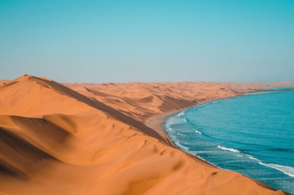Skelettenkust en Damaraland - lastminute vakantie aanbiedingen