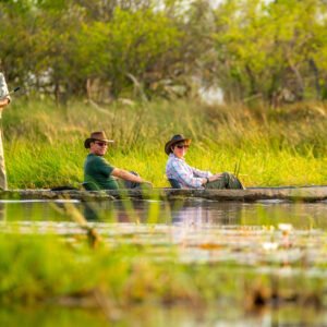 Varen in een Mokoro - lastminute vakantie aanbiedingen