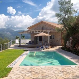 Villas Pnoes - lastminute vakantie aanbiedingen