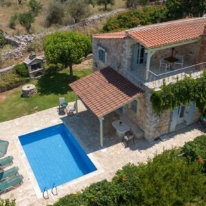 Ellotis Villas - lastminute vakantie aanbiedingen